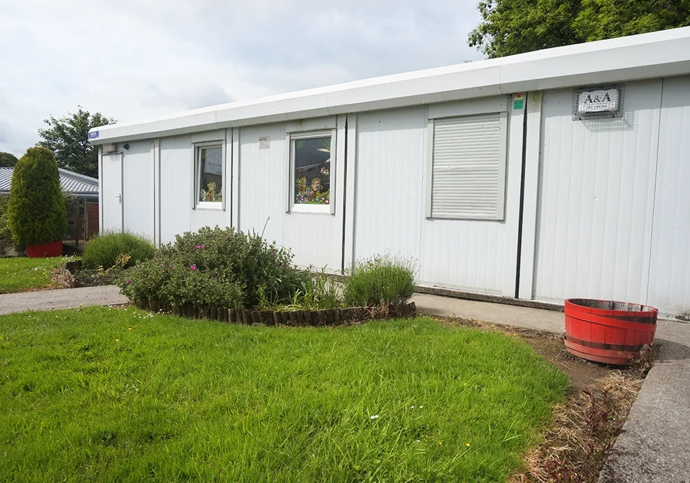 Exterior of the modular classrooms at Parteen National School