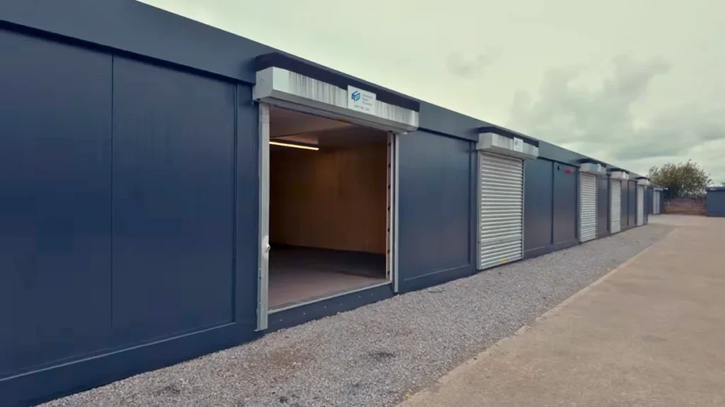 E-commerce stock storage Ireland